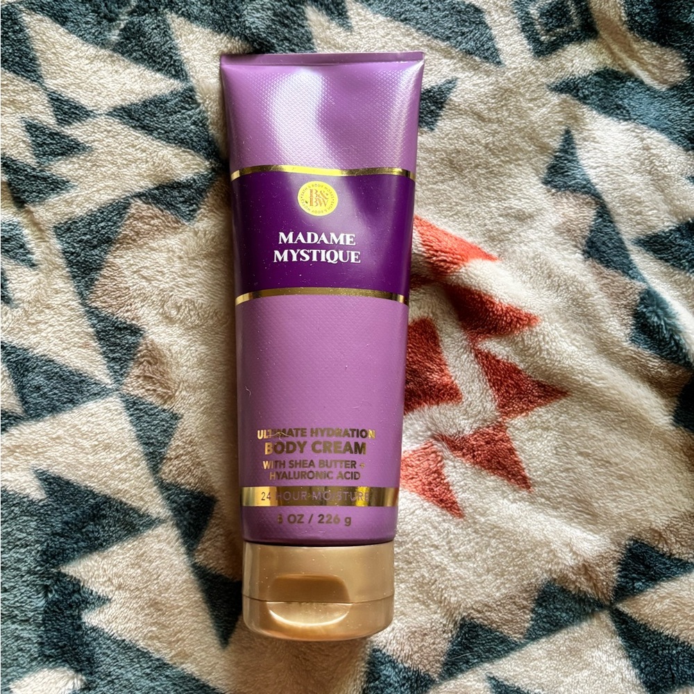 ❌SOLD DO NOT BUY❌ Madame Mystique Bath & Body Works Body Cream